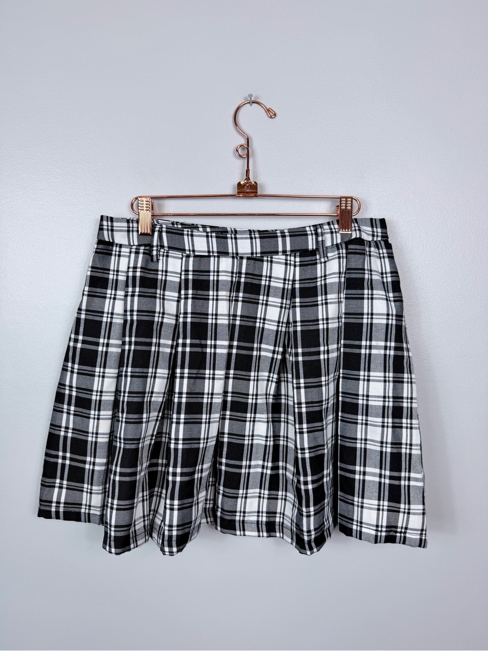 Hot Topic vintage plaid fit and flare pleated high waist skirt size large